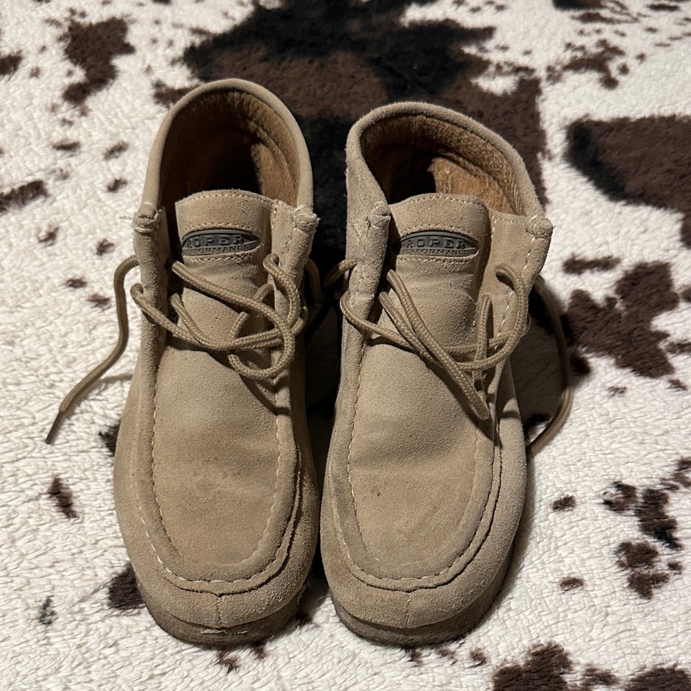 Roper Women’s Chukka Boots in Tan Suede